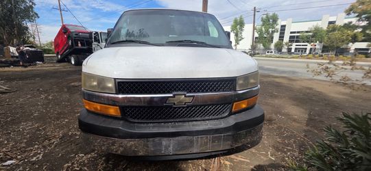 PARTING OUT CHEVY EXPRESS VAN 3500 6.0L 6.0 ENGINE MOTOR TRANSMISSION 2003 - 2024