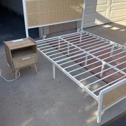 Bed With Matching Night Stand 