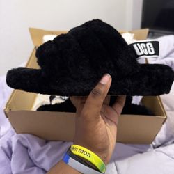 UGG Fluff Yeah