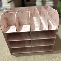  girl organizer