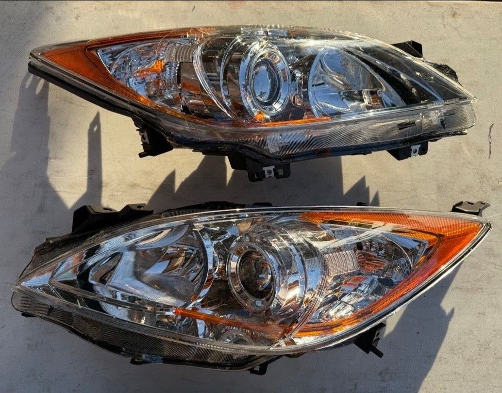 10-13 Mazda 3 Projector Headlights Luces Focos Micas Faros Faroles Headlamps 