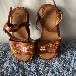 Huaraches para niña