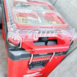 Milwaukee Pack Out With Tools 