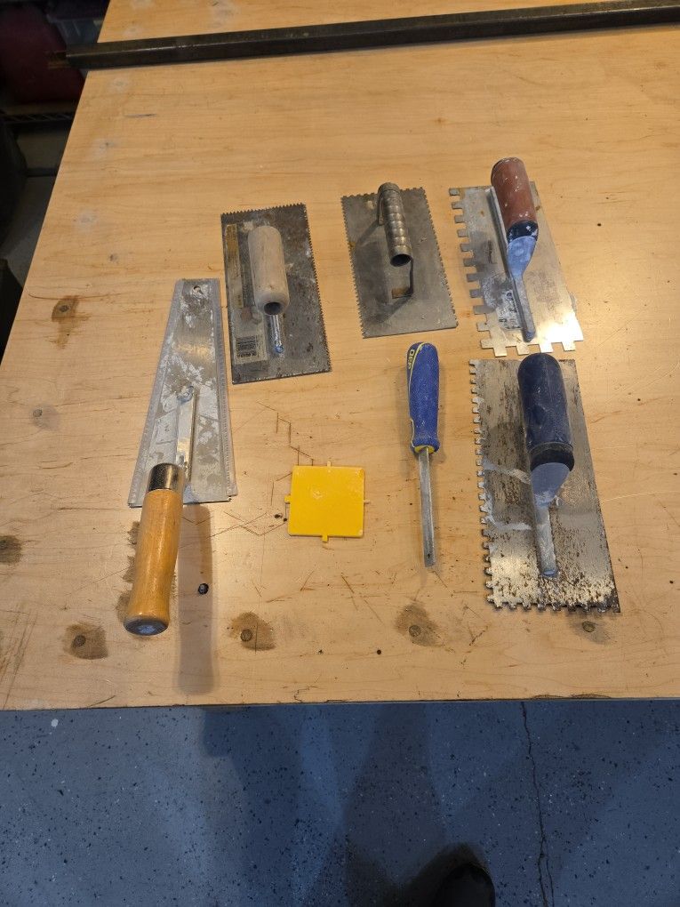 Assorted Trowels, Tile Tools And Flush Cut Saw