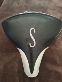 Fully restored 50s schwinn black/white seat.