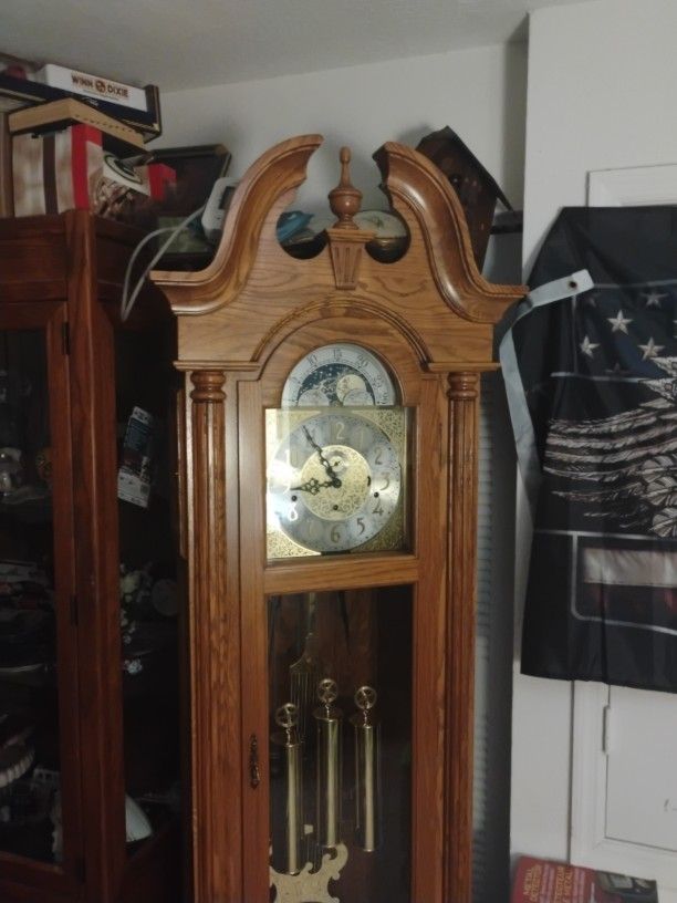 90s Emporer Grandfather Clock. 7' In Great Working Order Obo
