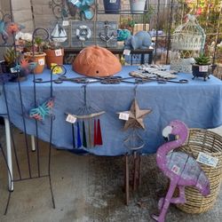 PATIO AND GARDEN DECOR 