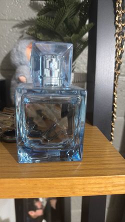 Kylie kardashian purfume