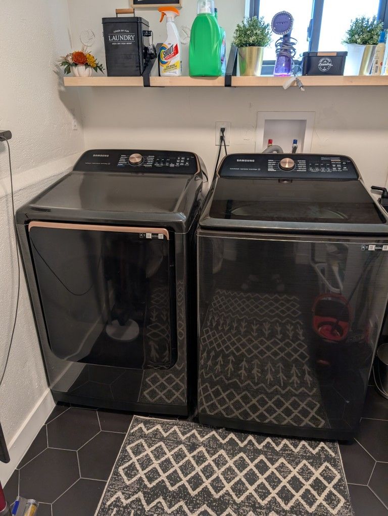 Samsung Washer Dryer Set.