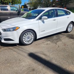 2014 Ford Fusion Hybrid