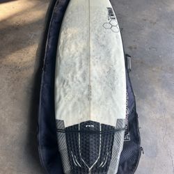 Surfboard 6’2
