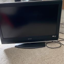 Sony 32” LCD Tv