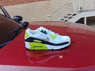Brand New And Original Kid's Nike Air Max's 90" Sneakers Sizes 6y