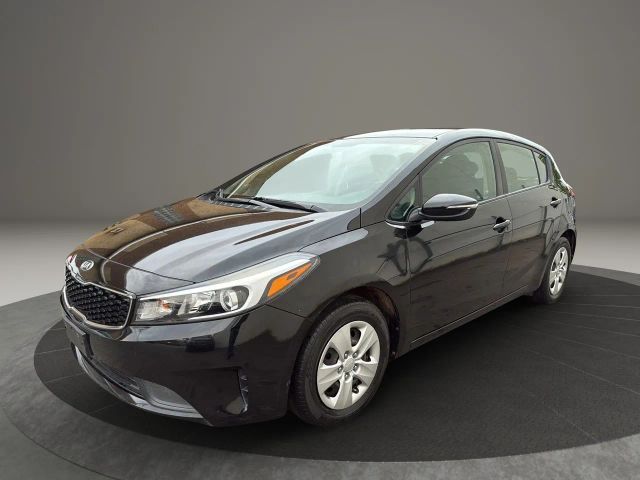 2017 Kia Forte5