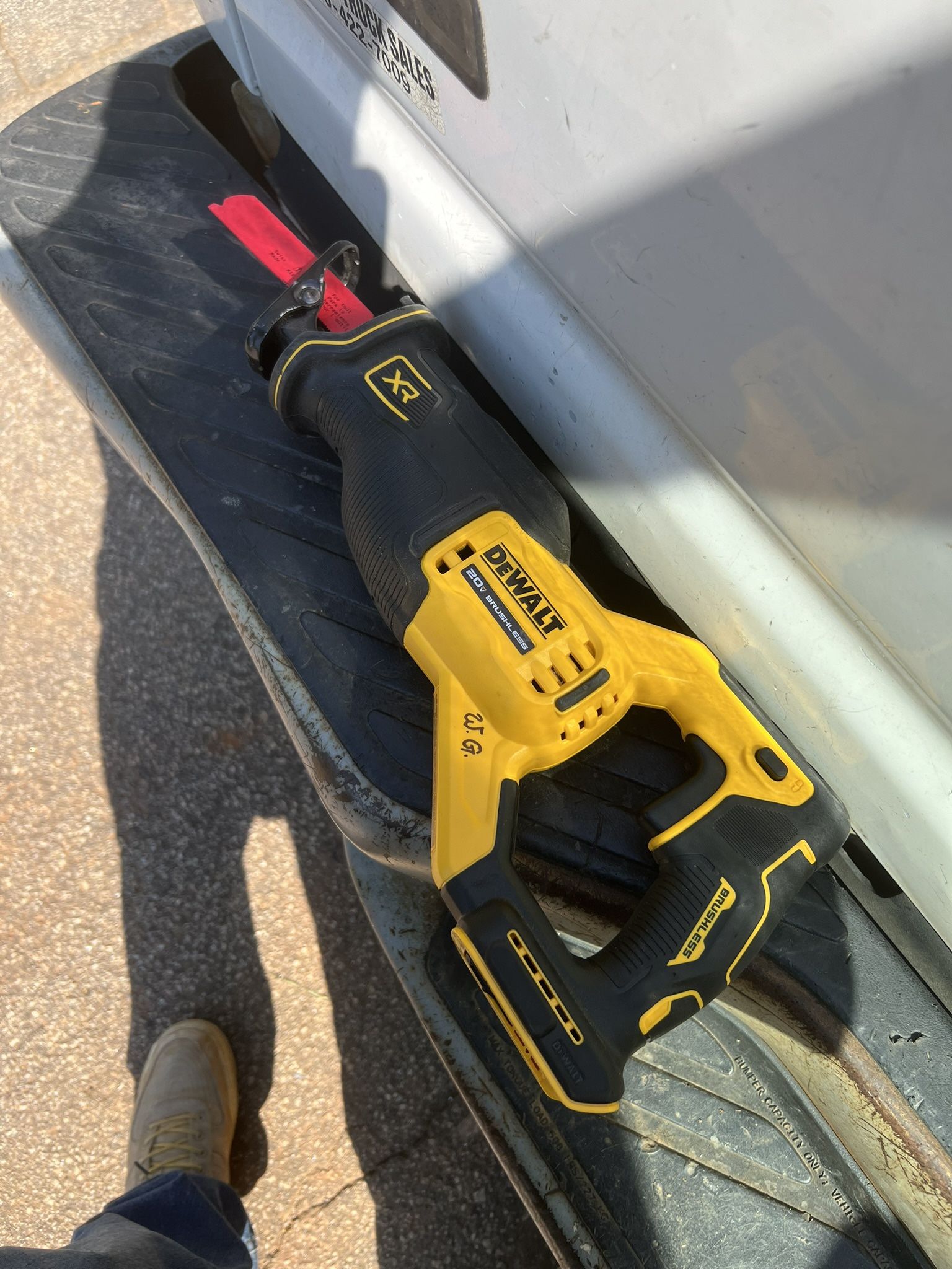 20-Volt MAX XR Lithium-Ion Cordless Brushless Reciprocating Sa