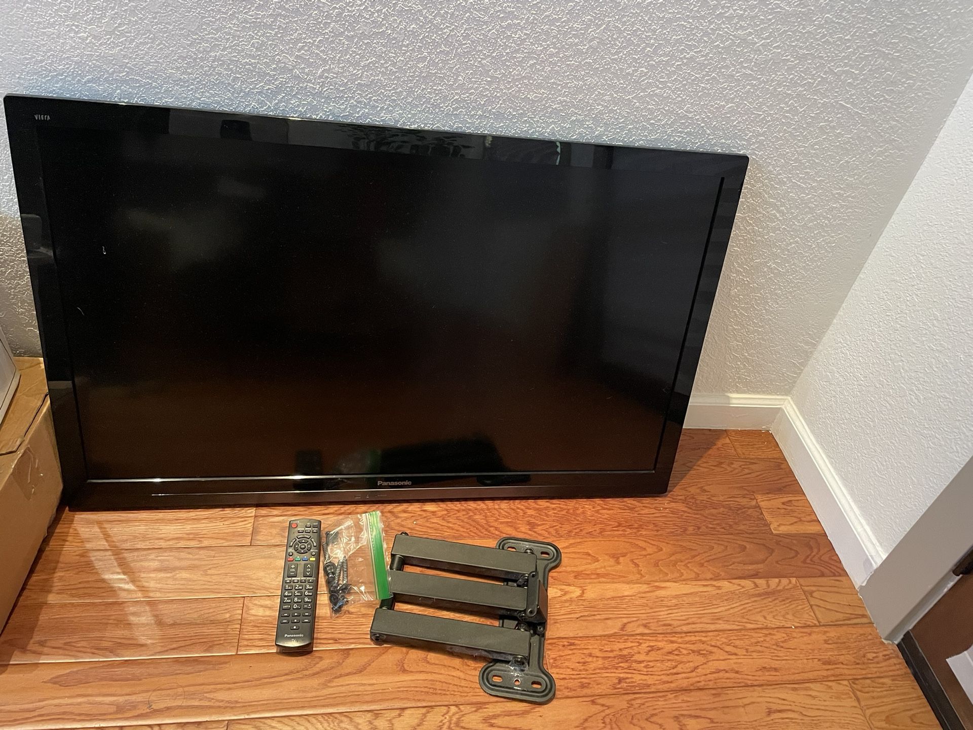 45" Panasonic TV Including Wall-mount
