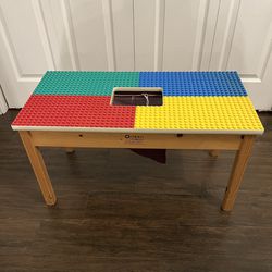 Kids LEGO/DUPLO table
