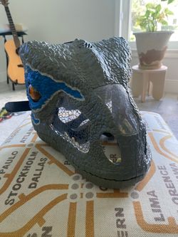 Chomp N' Roar Velociraptor Blue