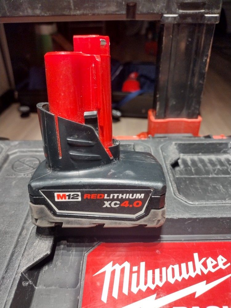 Milwaukee M12 Red Lithium XC 4.0 Battery