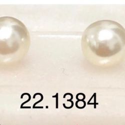 Beautiful Small Pearl Earrings 18K Gold Plating 