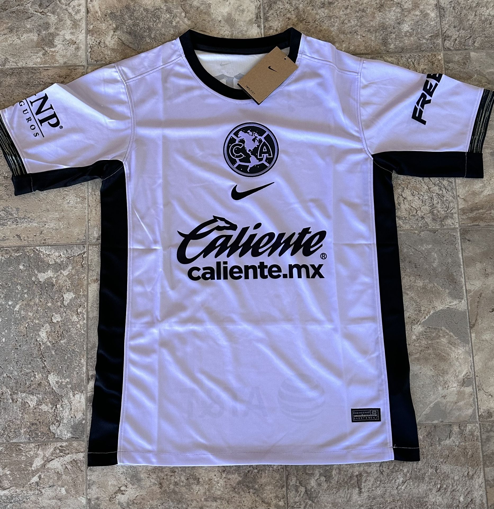 America jersey size XL ⚽️