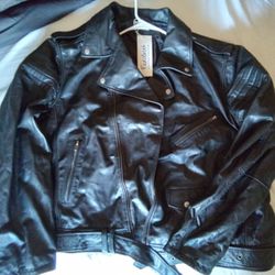 Brand New Men's Soft Leather Motorcycle Jacket. 