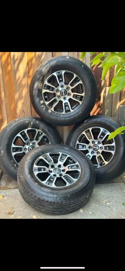 Nissan Totota Wheels