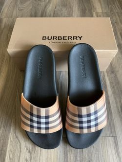 New Men’s Burberry Slides - Size 10.5