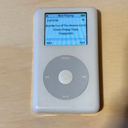 Apple iPod 4thGEN 30GB Tested Good 8-10 Battery w/5061-Songs-Charg Read Info Blw