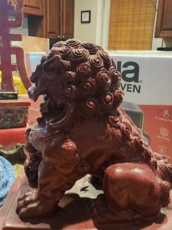 Chinese Foo Dog Guardian Lion Statue