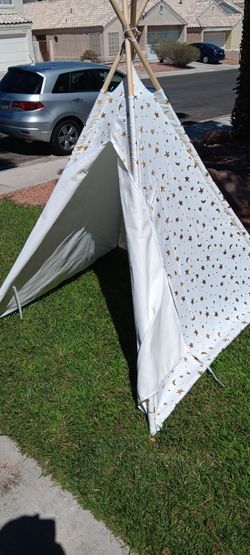 Kids Play Teepee Tent with Stars and Moons