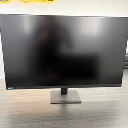 Samsung 32” 4K IPS Monitors – ViewFinity S7 (Like New) – Qty 10