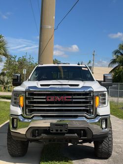 GMC Sierra Heavy Duty Pickup Truck