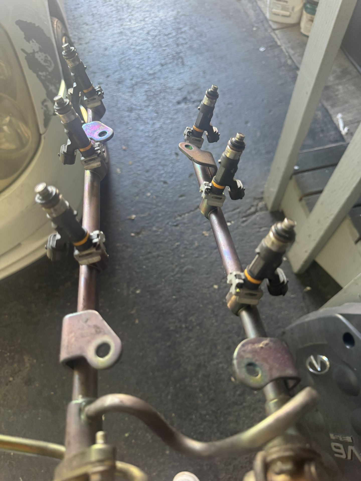 Vq35de Fuel Injector And Fuel Rail
