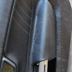 Parts Mustang Gt 2015 To 2017 Passenger Door Panel With Handle Door Lock Switch No Power Window Switch 