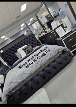 ✨️4pc Queen, King Bedrooms ✨️ Furniture Sectionals, Dining Avail