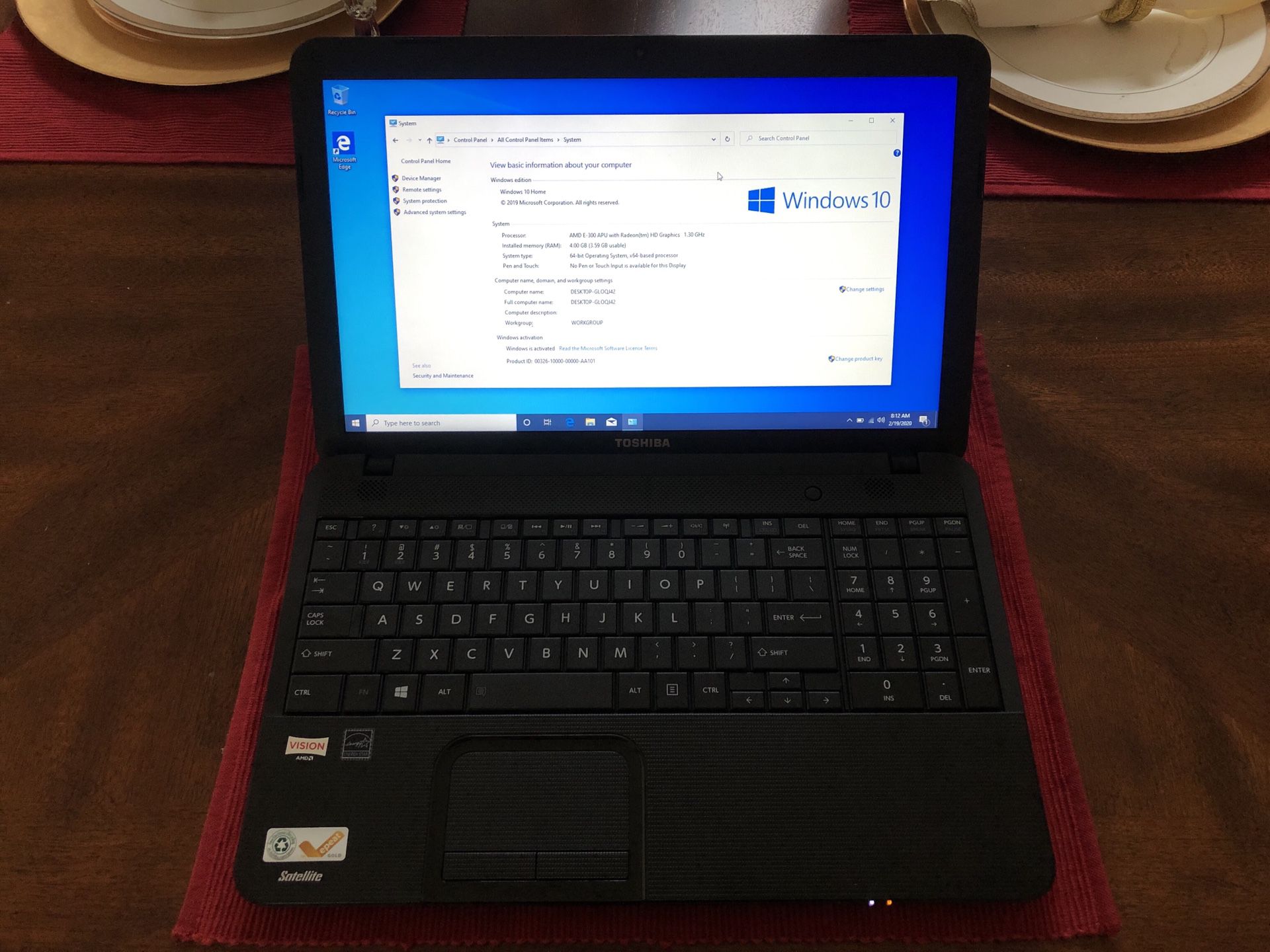 15” Toshiba Satellite Laptop + Windows 10