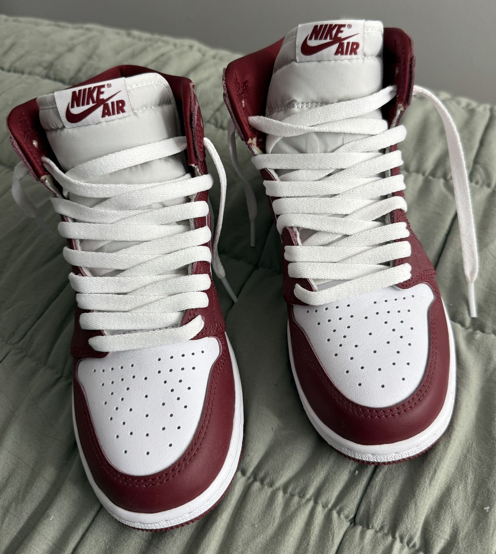 Air Jordan 1 Retro High  GS (Artisanal Red)