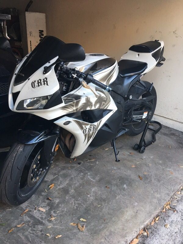 Any riders down to go to old town tonight?