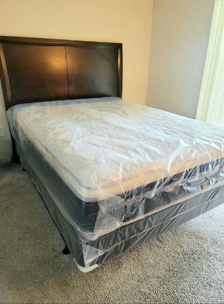 NEW QUEEN-SIZE PILLOW TOP MATTRESS AND BOX SPRING 💤