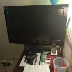 LG 32 Inch Flat-screen Tv