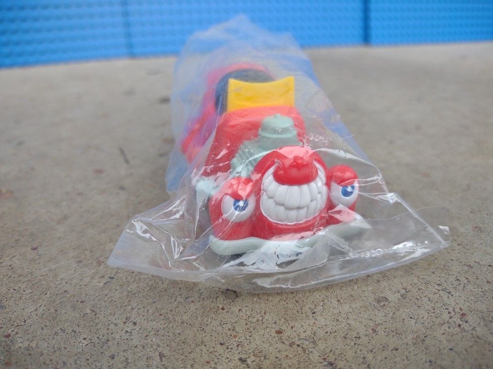 1996 Wendy's Kids Meal Toy CAR-TOONS HOT ROD Pull Back Car Red Convertible