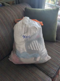 Large bag filled with trending tops XS/S
