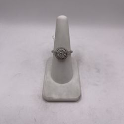 14kt Diamond Engagement Style Ring 