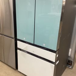 Samsung Bespoke 4 Door French Door Refrigerator New Scratch And Dent 