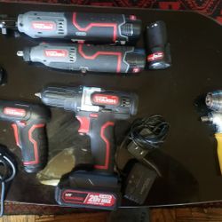 Multiple Power Tools