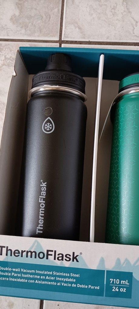 Stainless Steel Thermos 24oz Each
