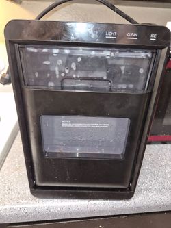 Nugget ice maker