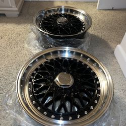 Se Vende Juego de Rines Totalmente Nuevos 