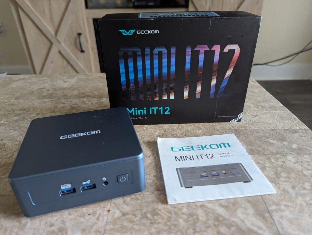 Geekom Mini It 12 Super Computer, Like New Never Used Windows 11 Pro